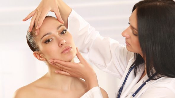 Tumori della pelle: nuove frontiere nella prevenzione con tecnologie avanzate 1 Prevenzione personalizzata per chi è a rischio