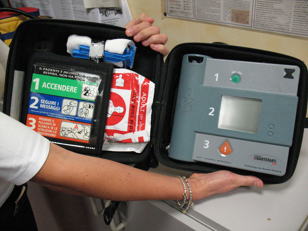 Defibrillatori: il 70% non è accessibile la sera o nei fine settimana 1 Proposte per migliorare l’accesso ai defibrillatori