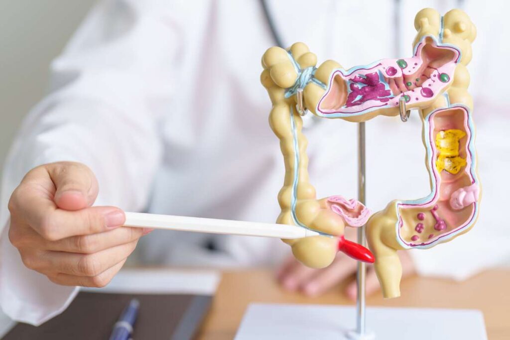 Regione Lombardia: progetto pilota per incentivare lo screening del colon retto 1 Bertolaso: soluzioni innovative per aumentare l’adesione agli screening