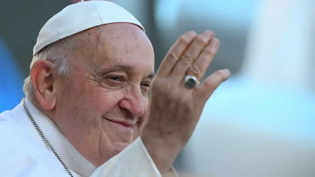 Perché è successo: le condizioni pregresse di Papa Francesco e l'ictus improvviso e letale