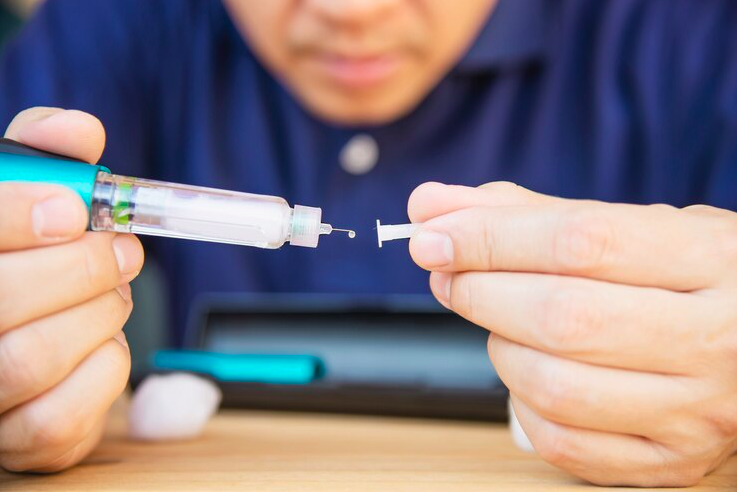 Dalla terapia giornaliera all’insulina settimanale: un’innovazione per il diabete di tipo 2 1 Diabete: stabilità glicemica e riduzione delle complicanze