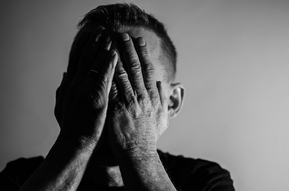Clozapina e schizofrenia: il valore del monitoraggio rapido nei trattamenti 1 Personalizzazione della cura per chi soffre di schizofrenia