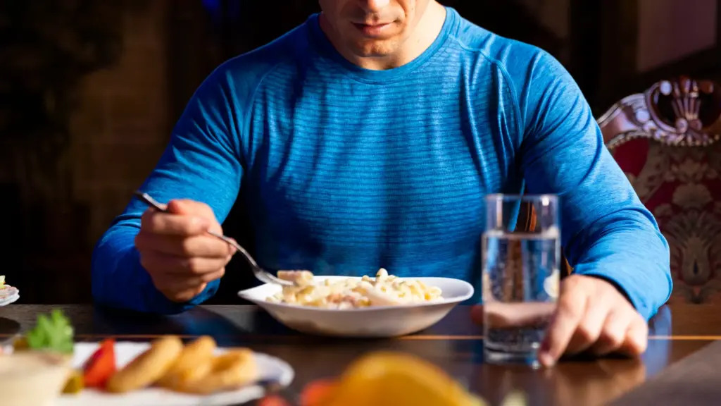 I carboidrati alleati degli sportivi: più energia e prestazioni migliori 1 Un modello alimentare da riscoprire: i carboidrati