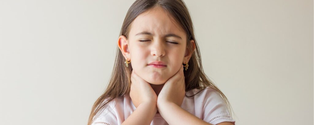 Parotite, casi stabili ma aumentano gli adulti colpiti: focus Ecdc 2023 1 Check up pediatrico e sintomi della parotite