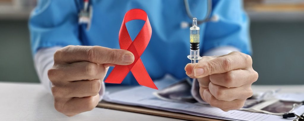 Giovani e Hiv, cresce l’allarme: positivi in aumento in Italia. Ecco tutto quello che c'è da sapere 1 Hiv: il ruolo dell’informazione nei giovani