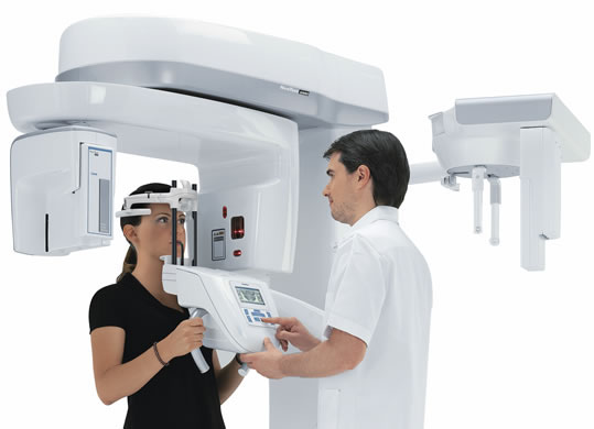 Dental scan di ultima generazione, quando e perché ricorrere all’esame avanzato: tecnologia 3D per diagnosi più precise 1 Vantaggi del dental scan rispetto agli strumenti tradizionali