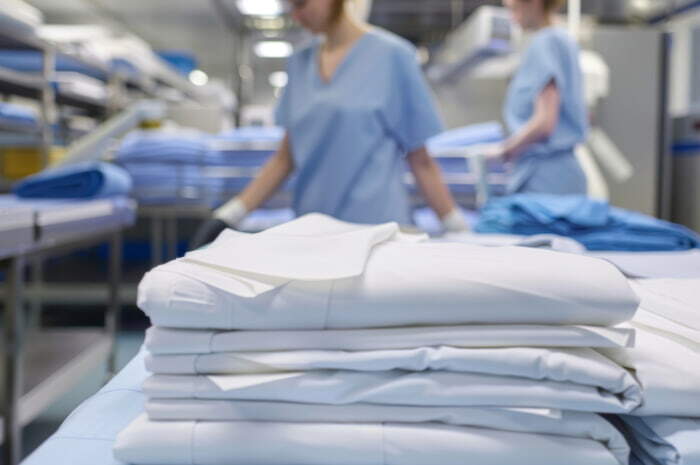 DAL MONDO DELLA SANITA' / Assistente infermiere: “Il Nursing Up contesta le linee guida delle regioni. Sbagliate in origine!” 1 lenzuola
