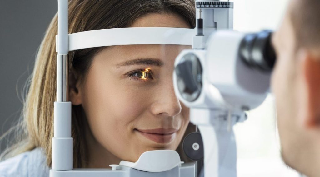 Cataratta e cecità evitabile, nel mondo metà dei pazienti non accede ancora all’intervento 1 Visite specialistiche oculistiche mirate, prevenzione e screening della cataratta