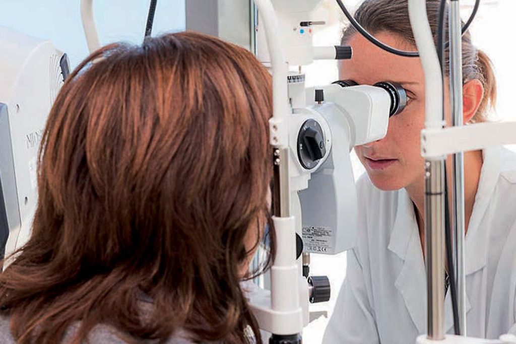 La ricerca sulle cellule staminali riprogrammate arriva in Italia e punta a cambiare la cura daella maculopatia 1 Visite oculistiche e prevenzione della maculopatia