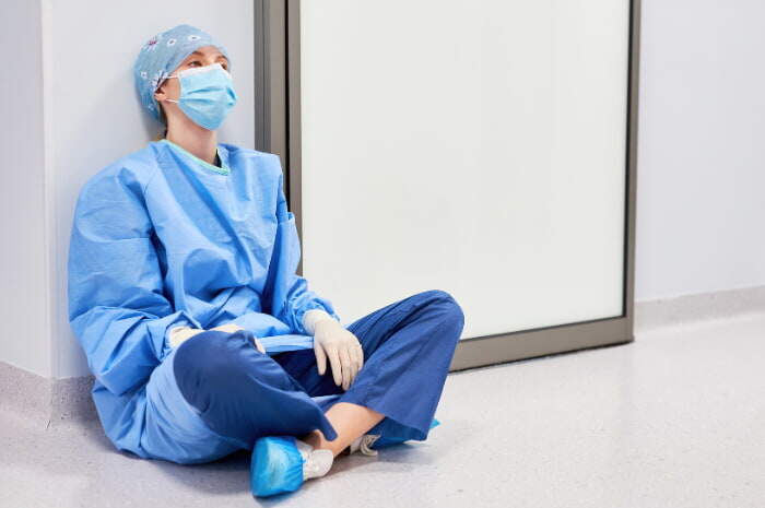 SANITÀ, DE PALMA (NURSING UP): “IL REPORT MONDIALE ICN E I MODELLI EUROPEI METTONO IN EVIDENZA LE INCONGRUENZE ITALIANE” 1 burnout infermieri medici