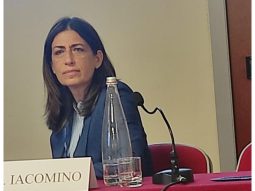 Bagno al mare o in piscina dopo i pasti nei bambini: mito o rischio reale? 18 {{brizy_dc_image_alt entityId=