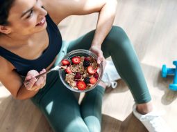 xr:d:DAF5ahLc4_4:67,j:1021606902902888694,t:24011616 Dieta prima dellallenamento ecco cosa mangiare pre workout