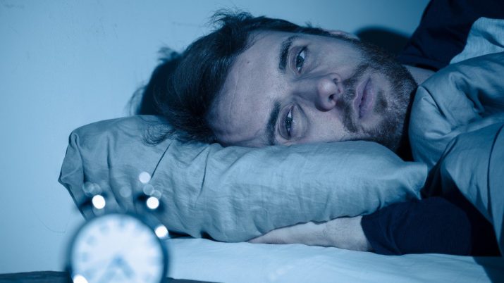 Tutti i rischi del dormire poco e male