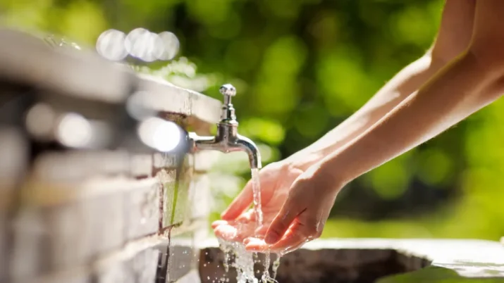 acqua corrente 4 rischio legionella servizi speciali controllo bari 1024x681 1